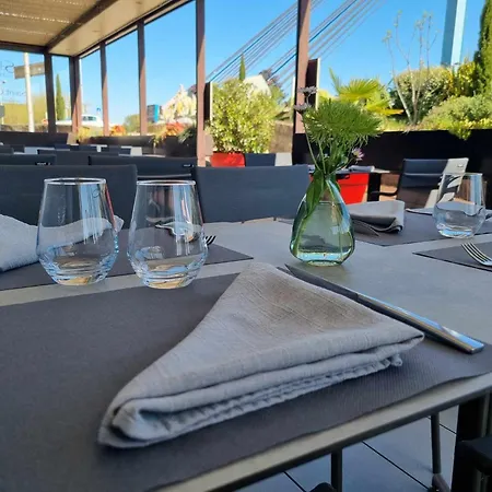 Logis Schaeffer- Restaurant Le Saint Georges Serrières-en-Chautagne