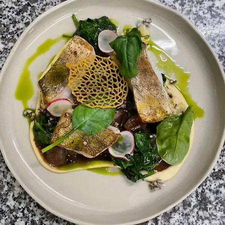 Logis Schaeffer- Restaurant Le Saint Georges 3* Serrières-en-Chautagne